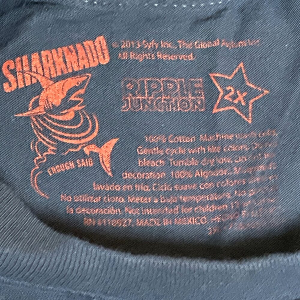 Sharknado Adult 2X Cotton T-Shirt Navy Cult Shark Film Funny Comedy Horror NWOT - Picture 6 of 10